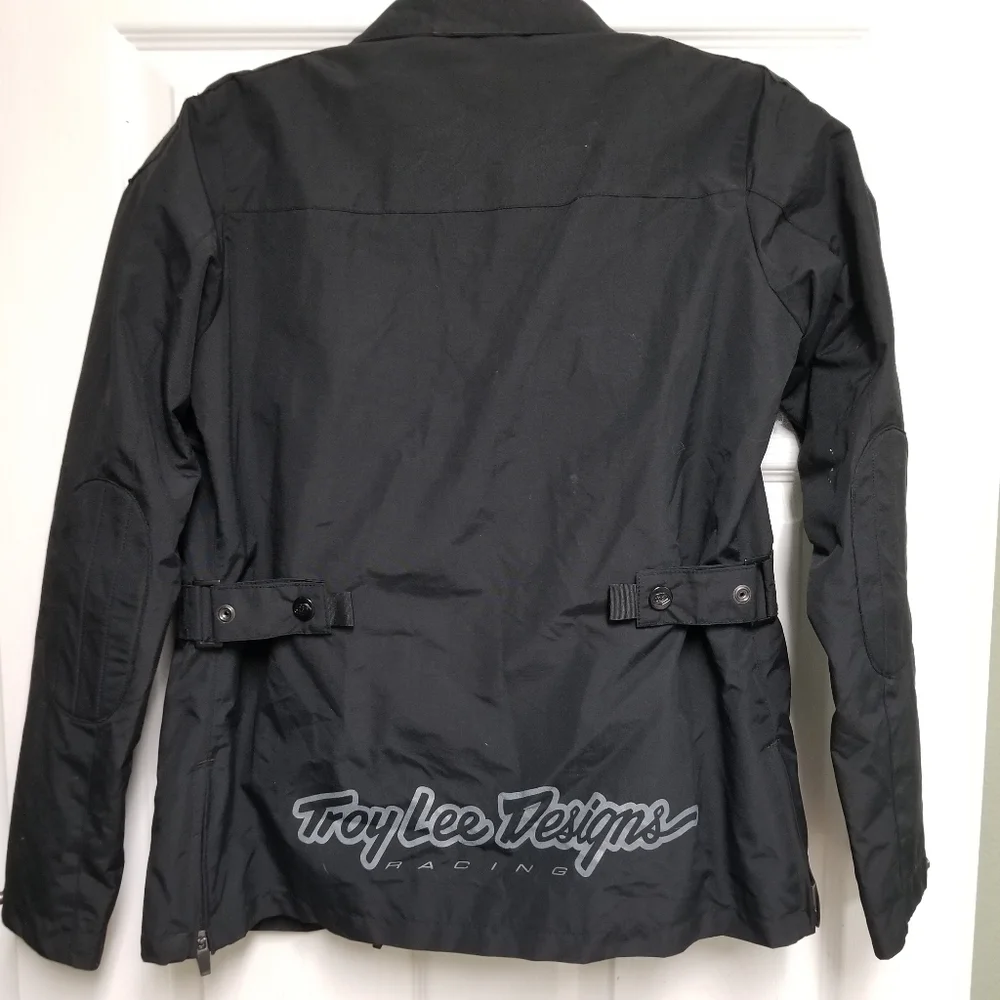 Jacket - Picture 7 of 8